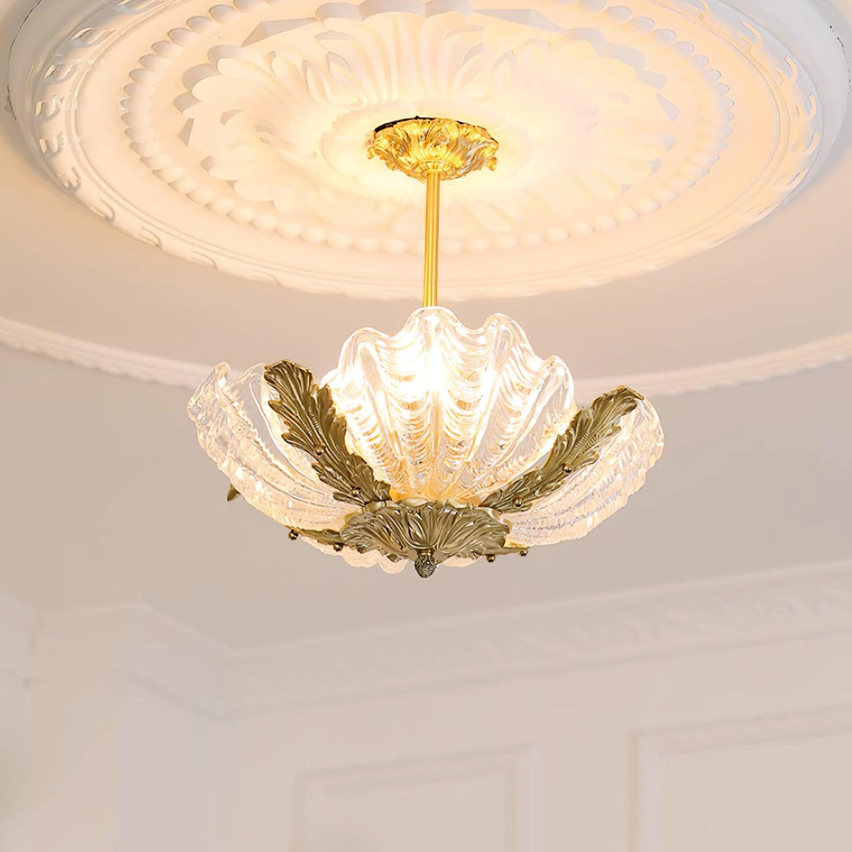 Murano lampa wisząca różowa muszla miedź barokowa