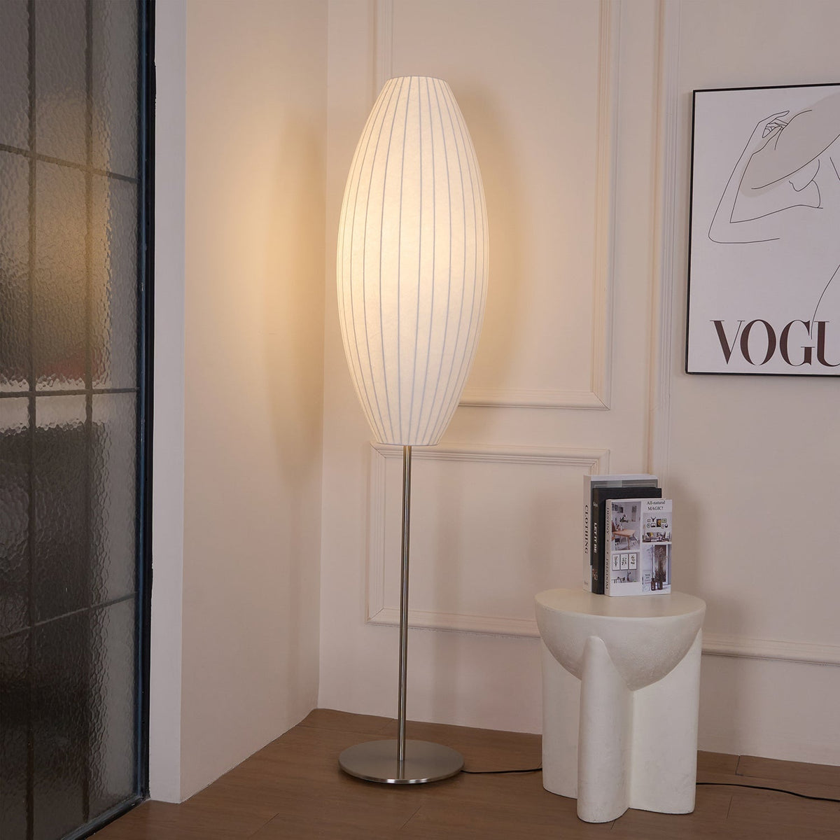 Bexno minimalistyczna lampa stojąca