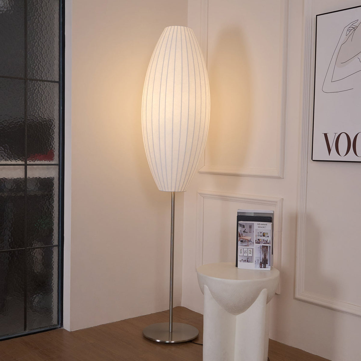 Bexno minimalistyczna lampa stojąca