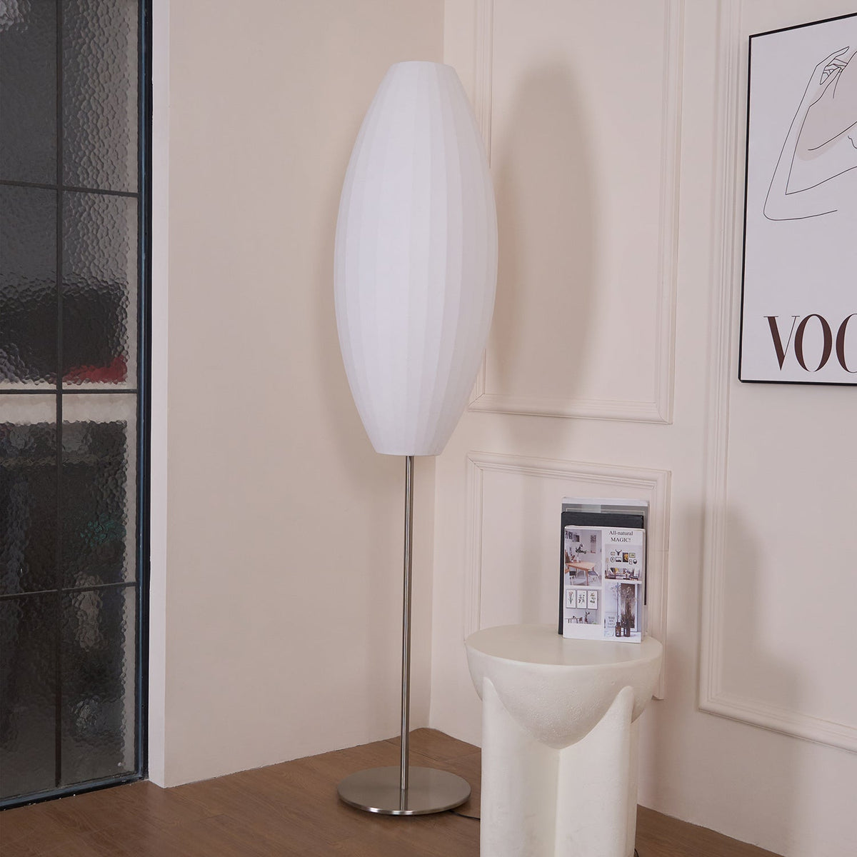 Bexno minimalistyczna lampa stojąca