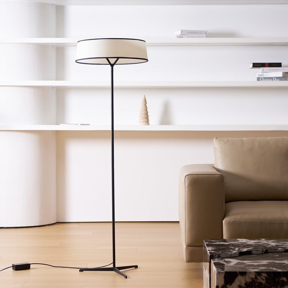 Zemaryre nowoczesna lampa stojąca