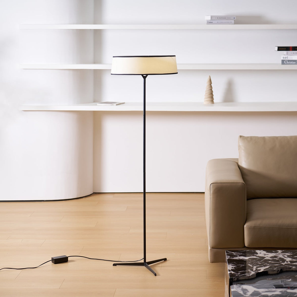 Zemaryre nowoczesna lampa stojąca
