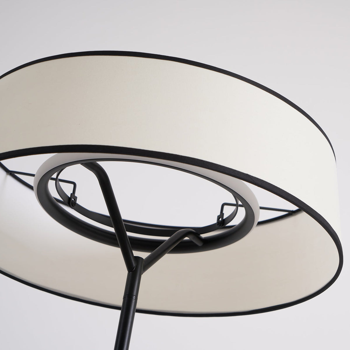 Zemaryre nowoczesna lampa stojąca