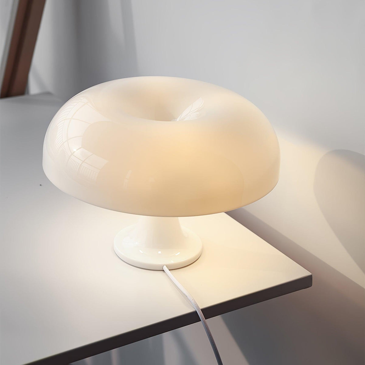 Orelielia zabawna retro lampa stołowa