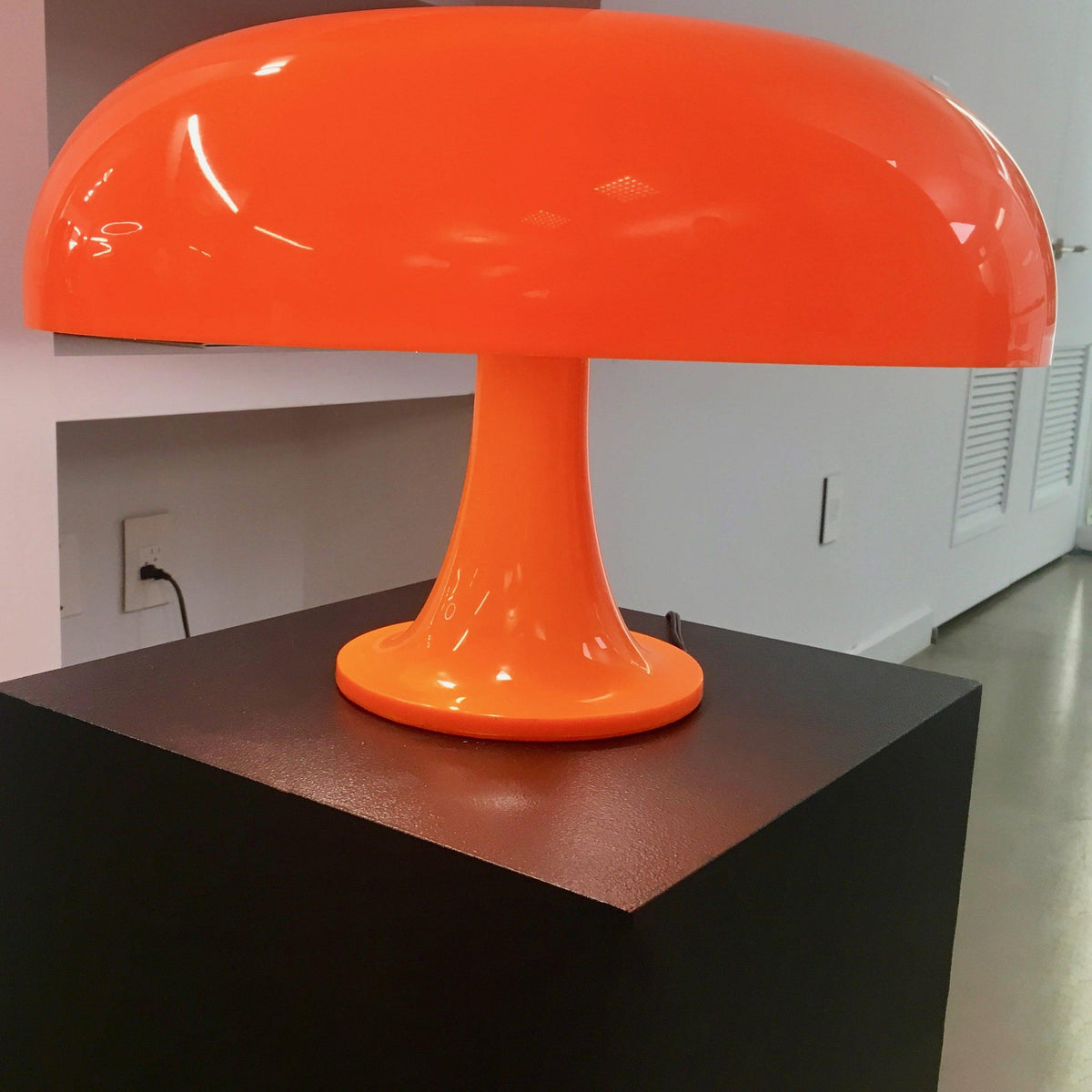 Orelielia zabawna retro lampa stołowa