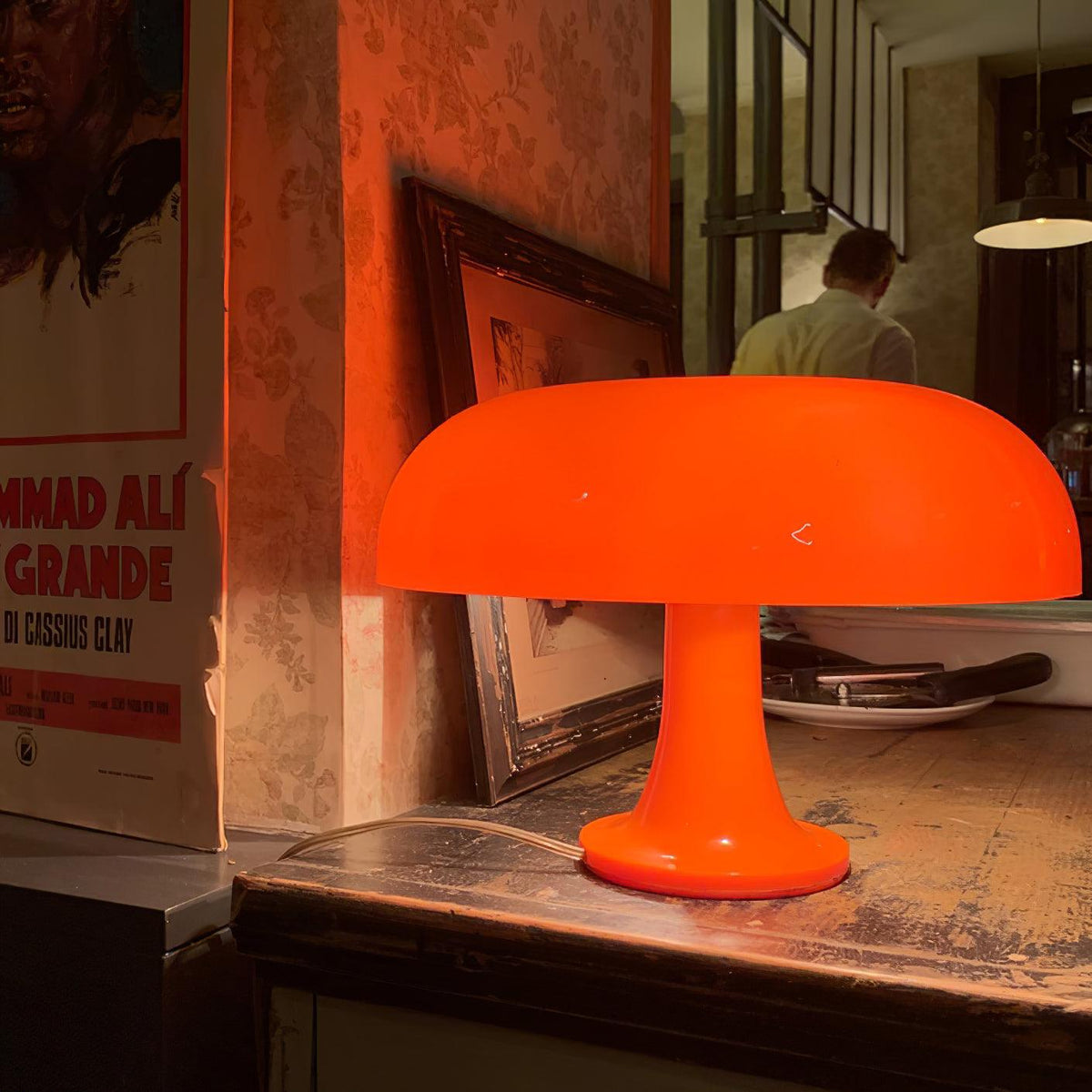 Orelielia zabawna retro lampa stołowa
