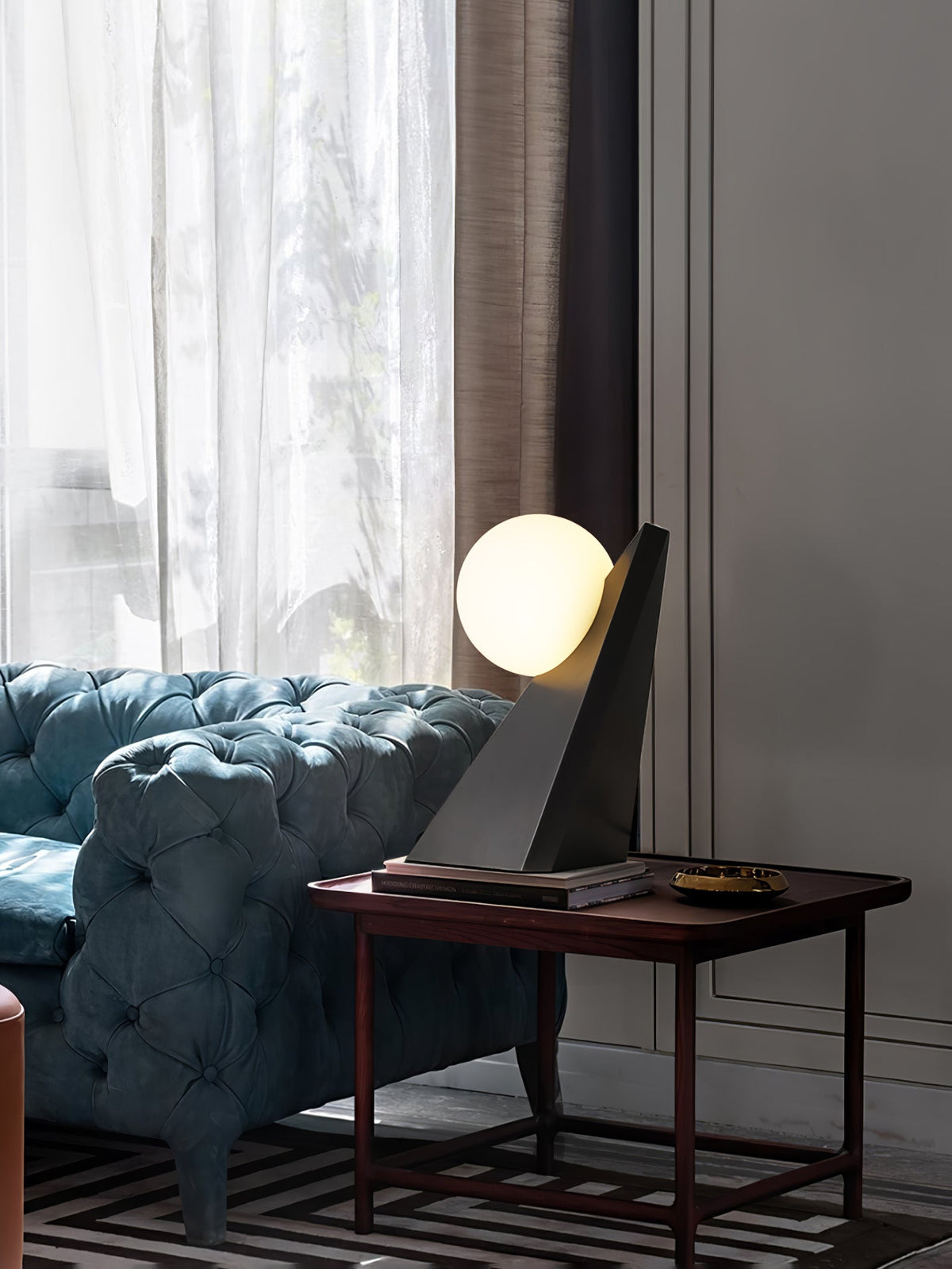Nixie geometryczna lampa stołowa ze szkła