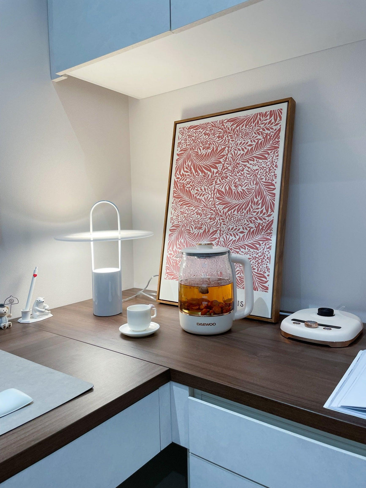 Hattie nowoczesna lampa stołowa