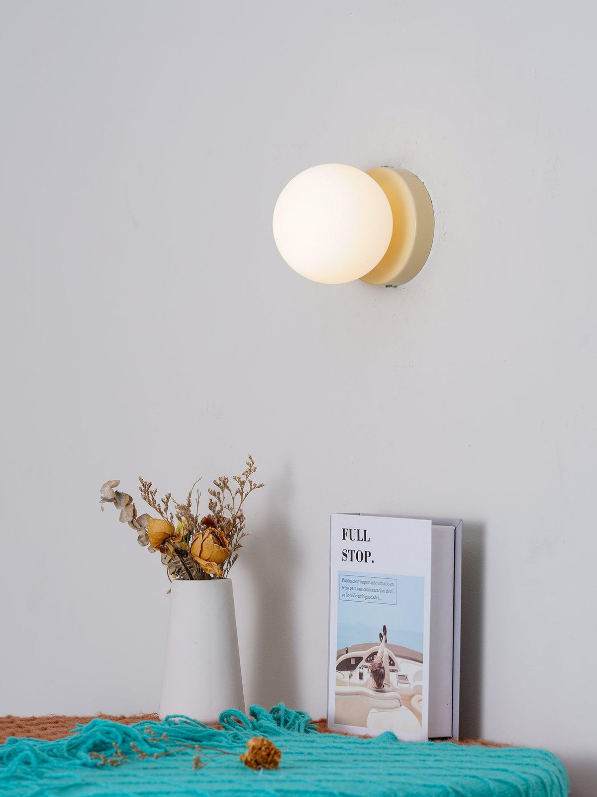 Celarella nowoczesna minimalistyczna kinkietowa lampa sufitowa ze szkła