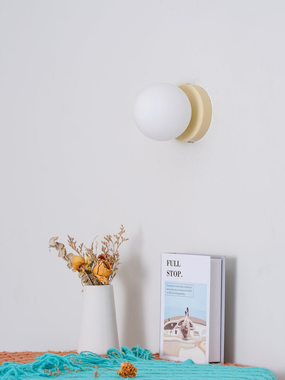 Celarella nowoczesna minimalistyczna kinkietowa lampa sufitowa ze szkła