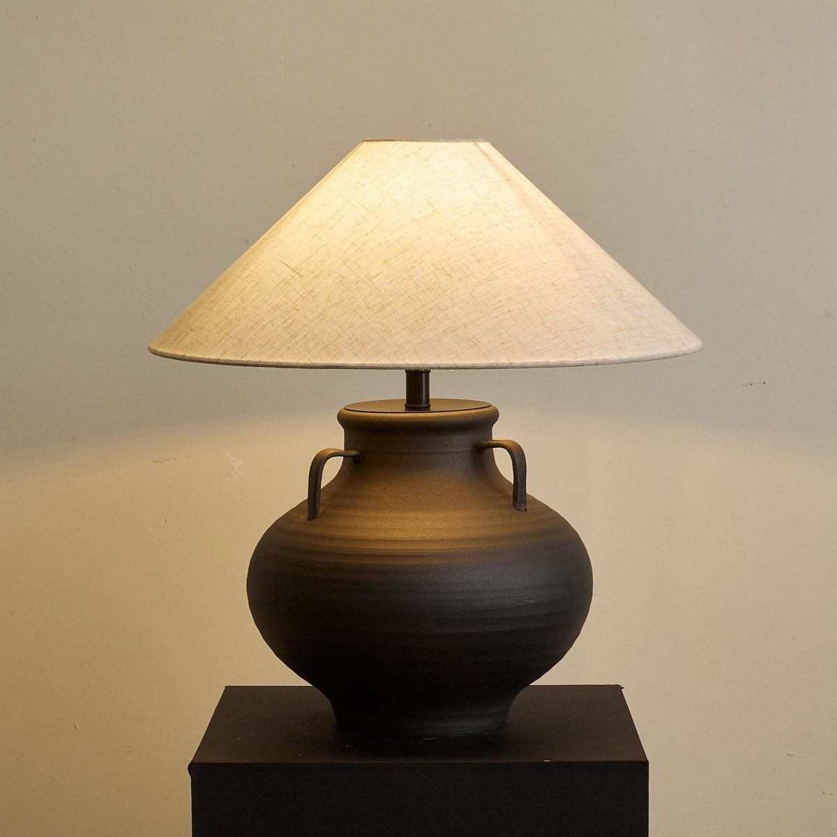 Lampa stołowa Clay Rustic Cone Jar