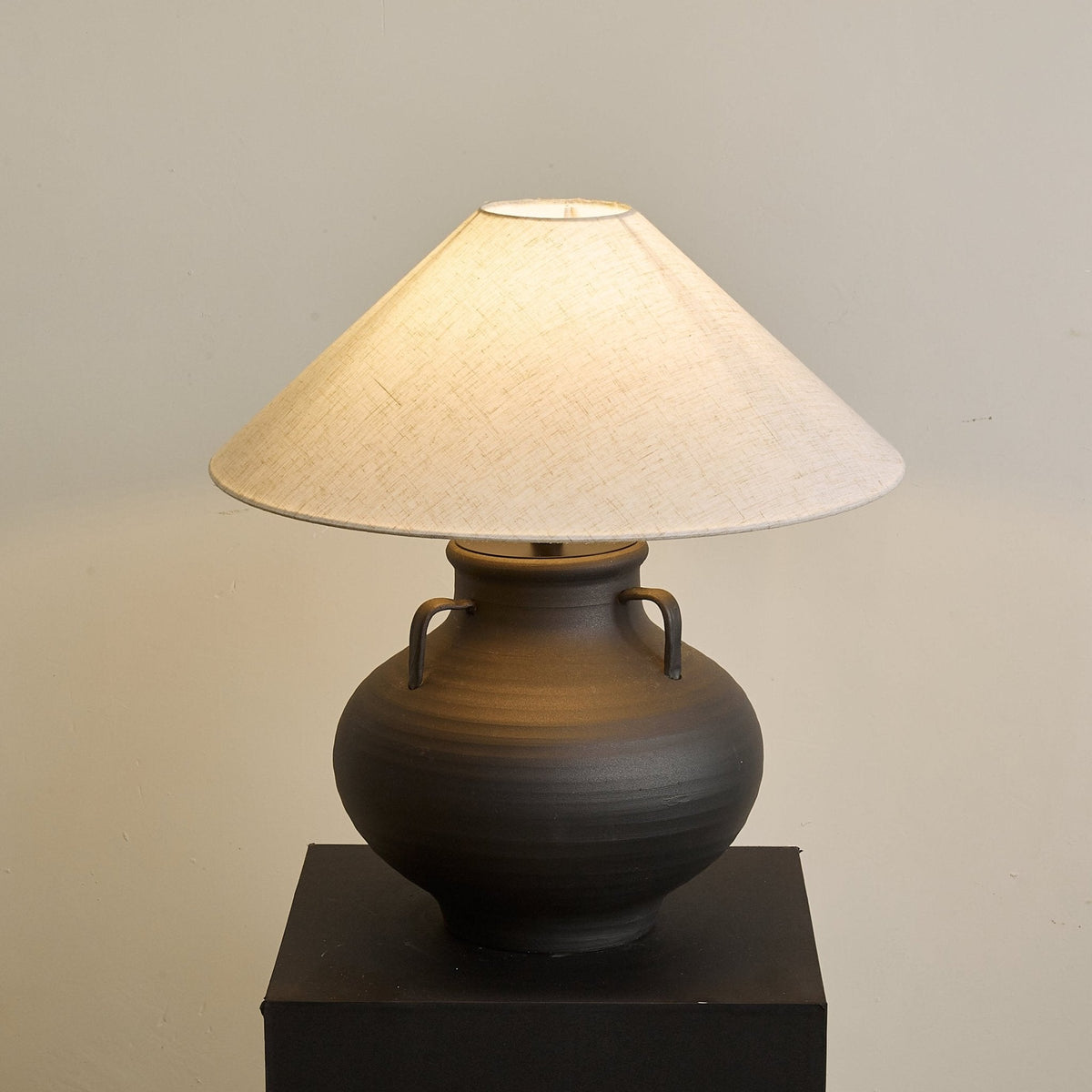 Lampa stołowa Clay Rustic Cone Jar