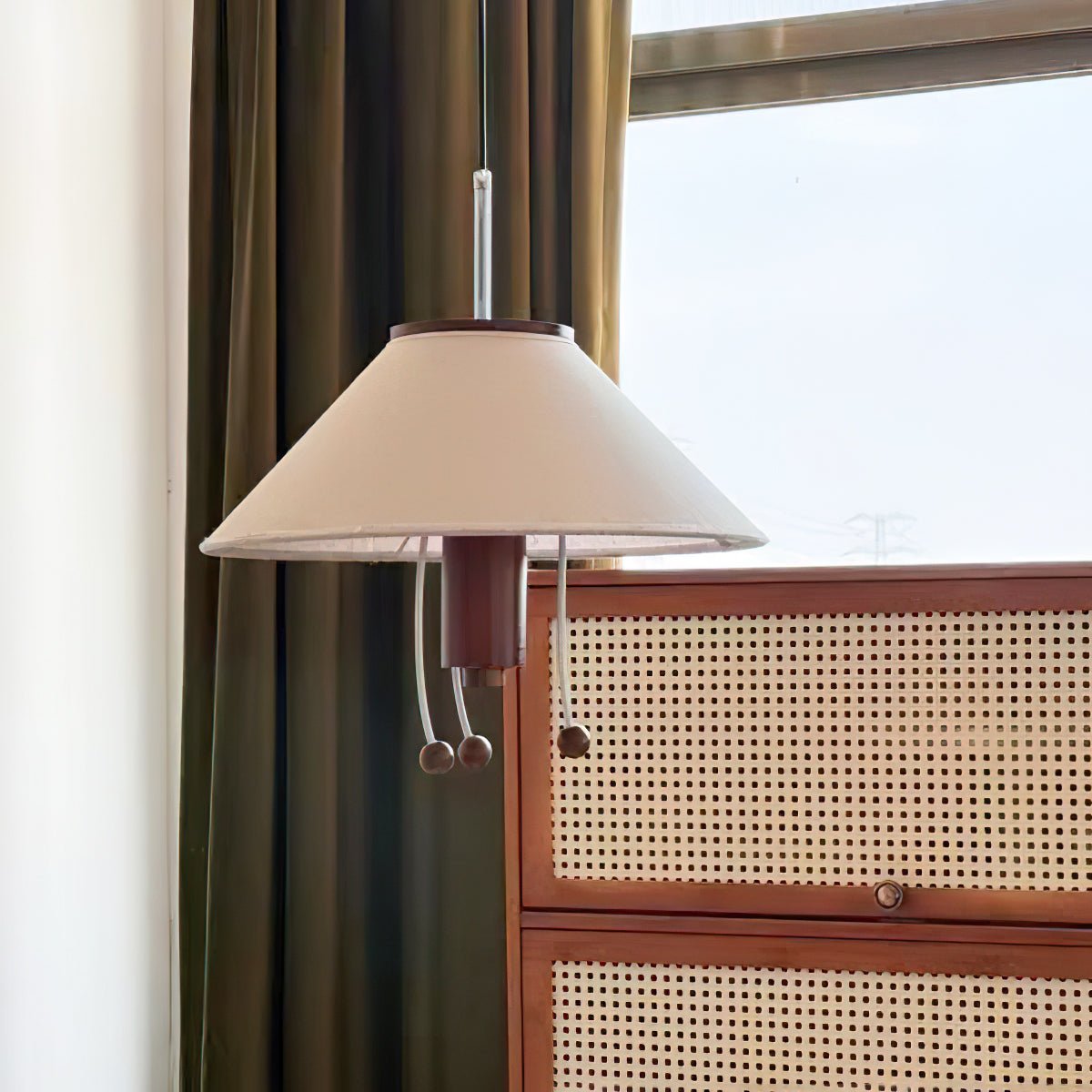 Zathee nordycka lampa wisząca ze szkła i drewna