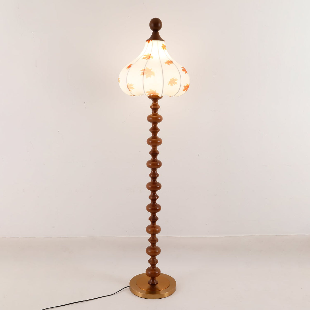 Qrathen drewniana lampa stojąca z płótna w stylu retro