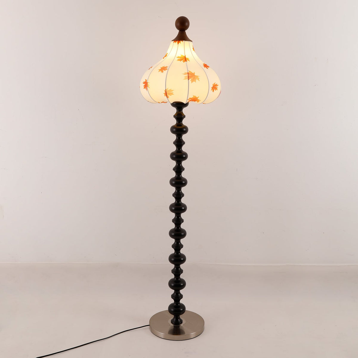 Qrathen drewniana lampa stojąca z płótna w stylu retro