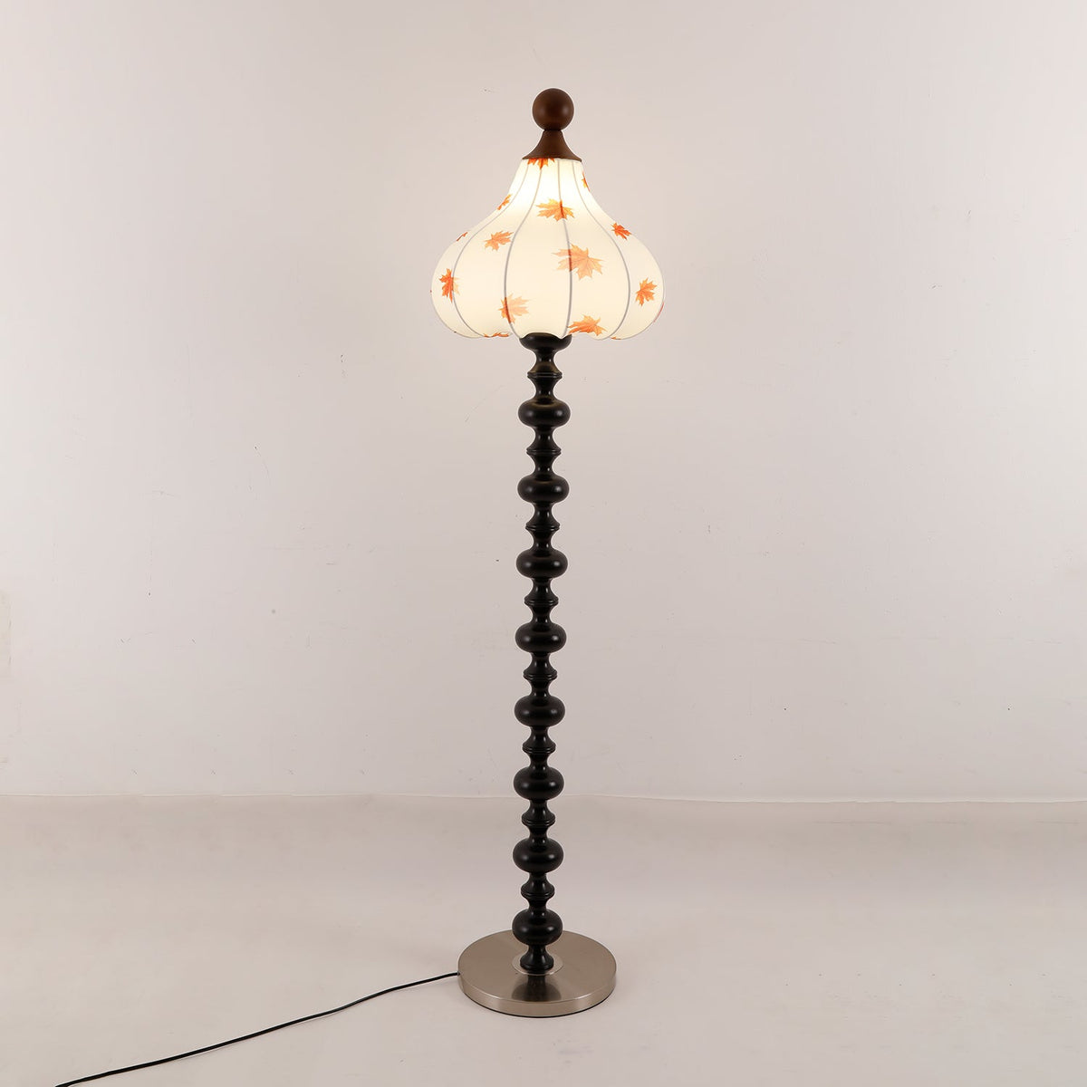 Qrathen drewniana lampa stojąca z płótna w stylu retro