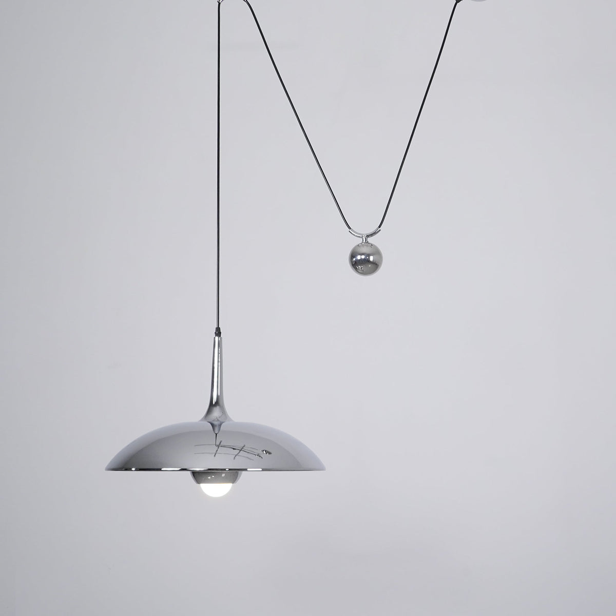 Virainenne lampa wisząca regulowana do salonu