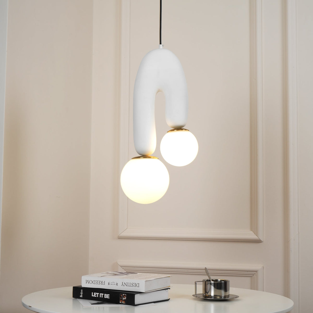 Zenithra lampa wisząca ze szkła w stylu skandynawskim