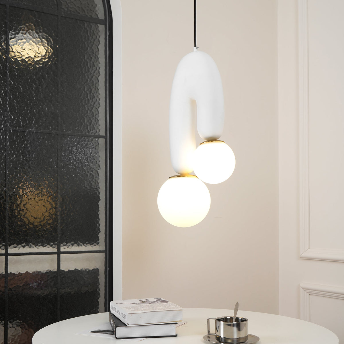 Zenithra lampa wisząca ze szkła w stylu skandynawskim