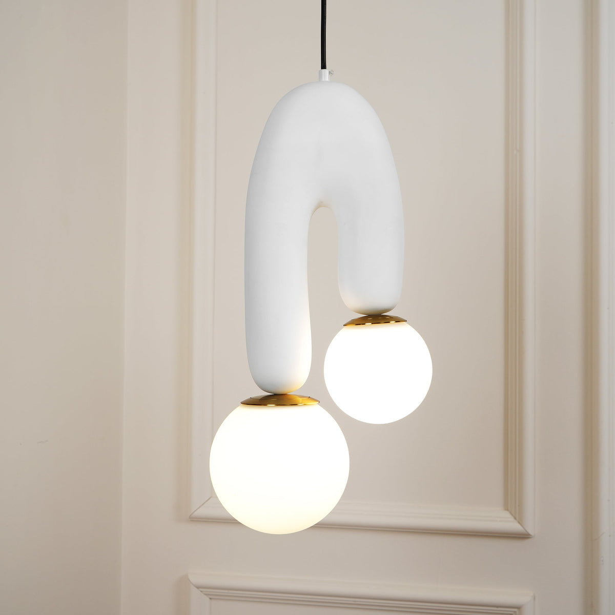 Zenithra lampa wisząca ze szkła w stylu skandynawskim