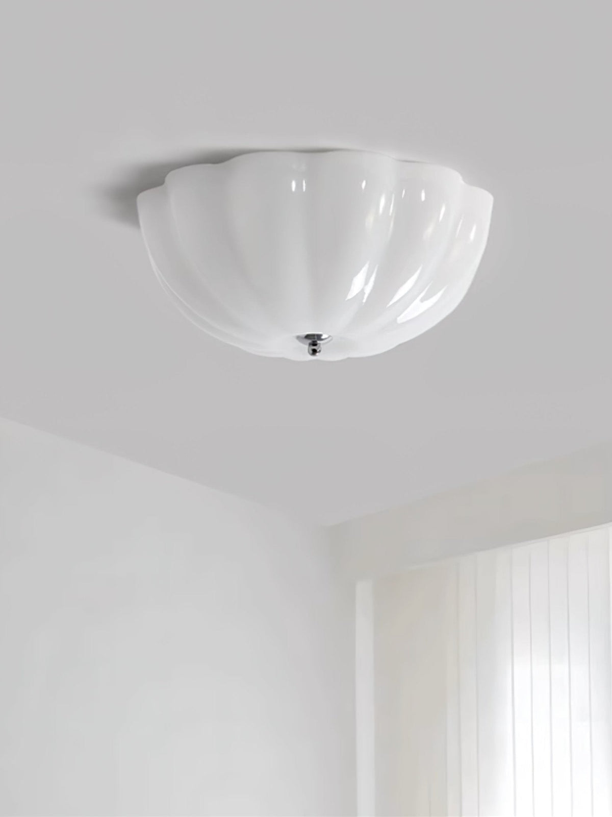 Uphaara nowoczesna minimalistyczna lampa sufitowa ze szkła w kształcie muszli