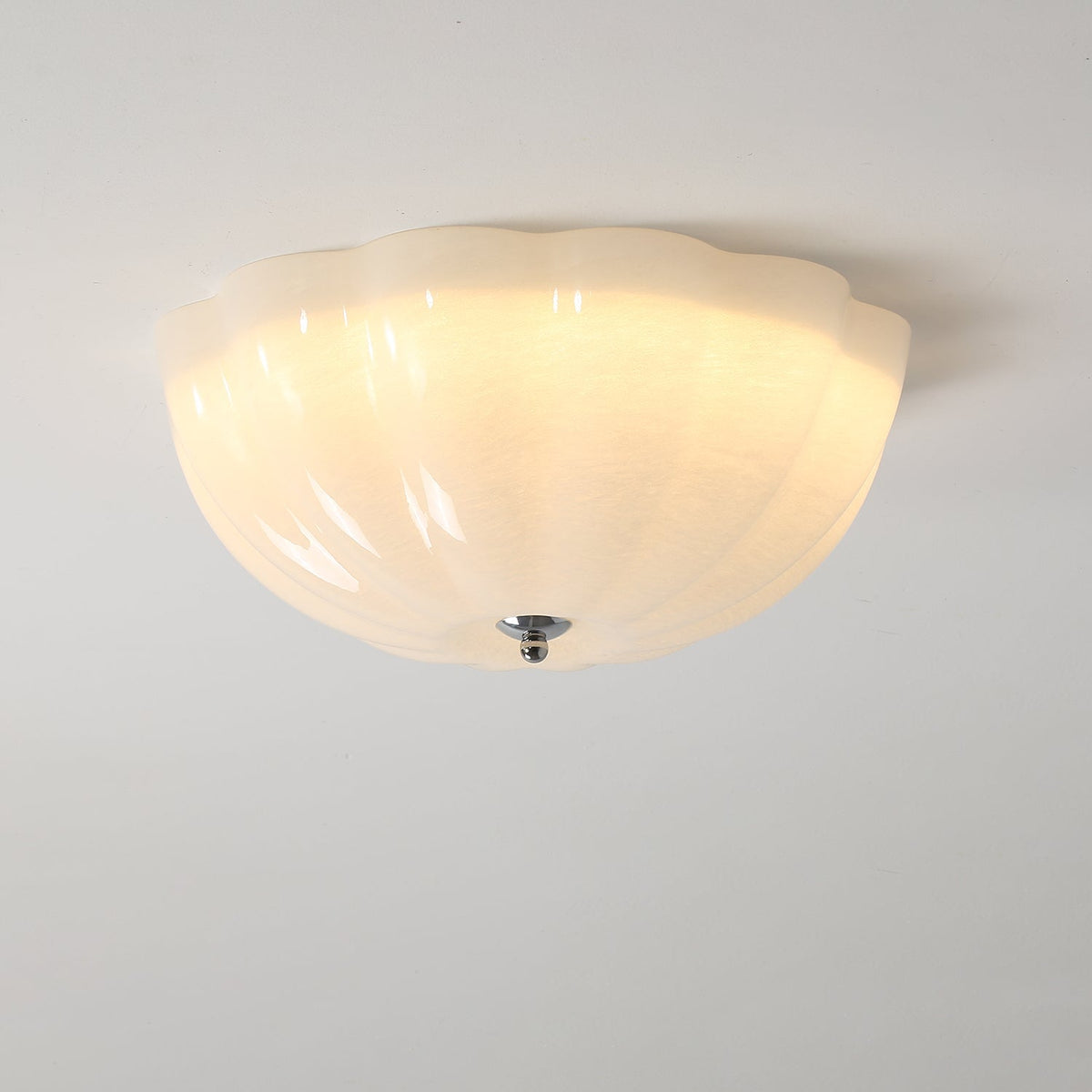 Uphaara nowoczesna minimalistyczna lampa sufitowa ze szkła w kształcie muszli