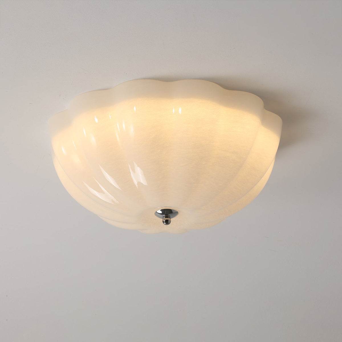 Uphaara nowoczesna minimalistyczna lampa sufitowa ze szkła w kształcie muszli