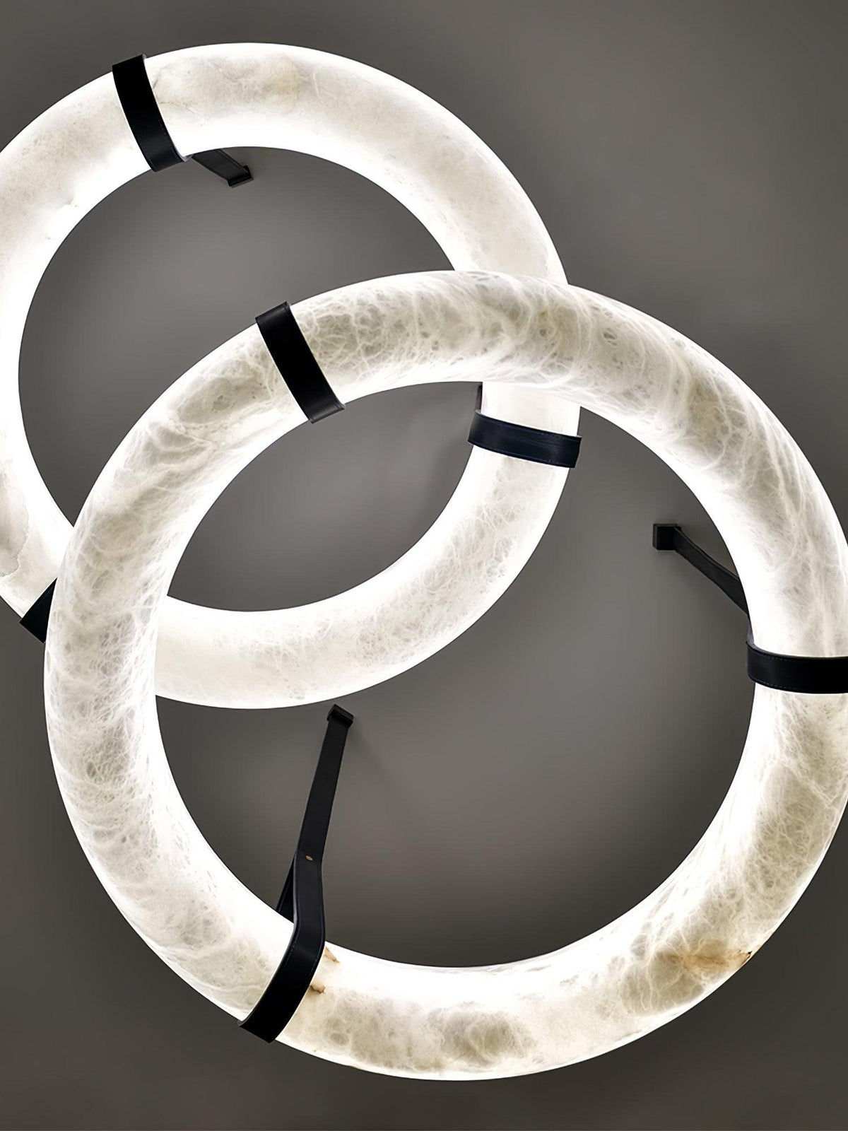 Oslo lampa wisząca Alabaster Ring Straps skandynawski