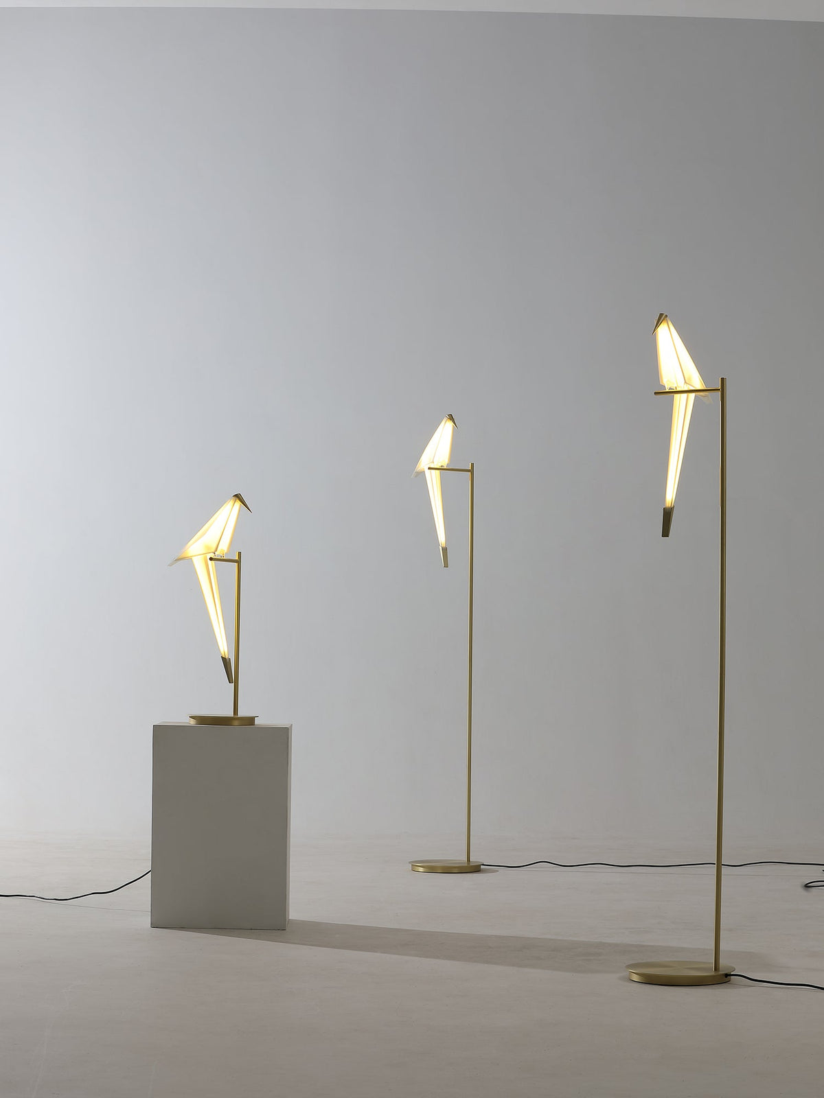 Kaelora nowoczesna lampa stołowa