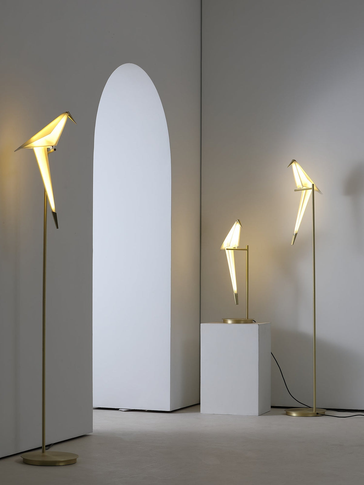 Kaelora nowoczesna lampa stołowa