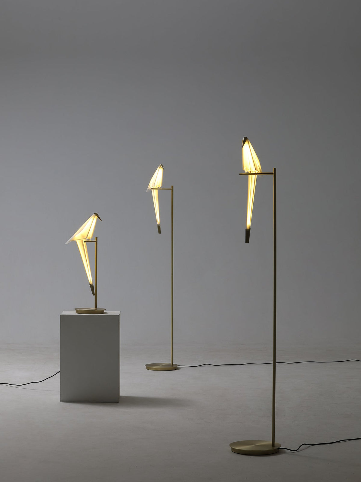 Kaelora nowoczesna lampa stołowa