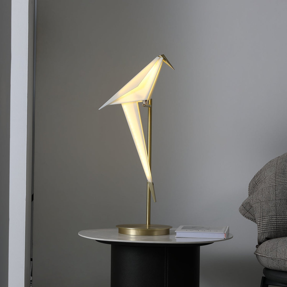 Kaelora nowoczesna lampa stołowa