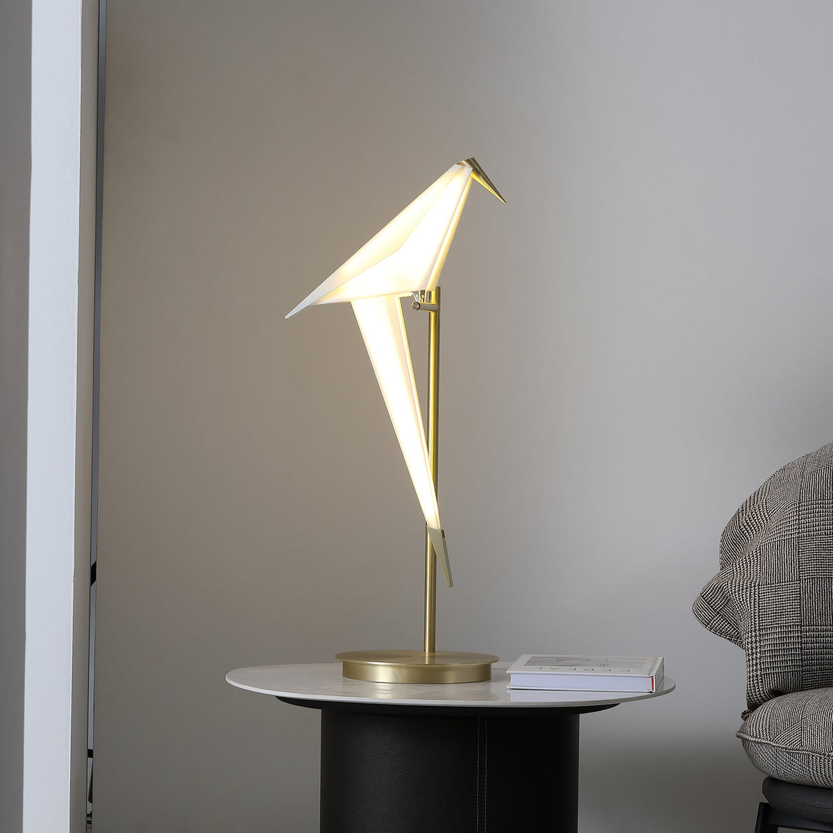 Kaelora nowoczesna lampa stołowa