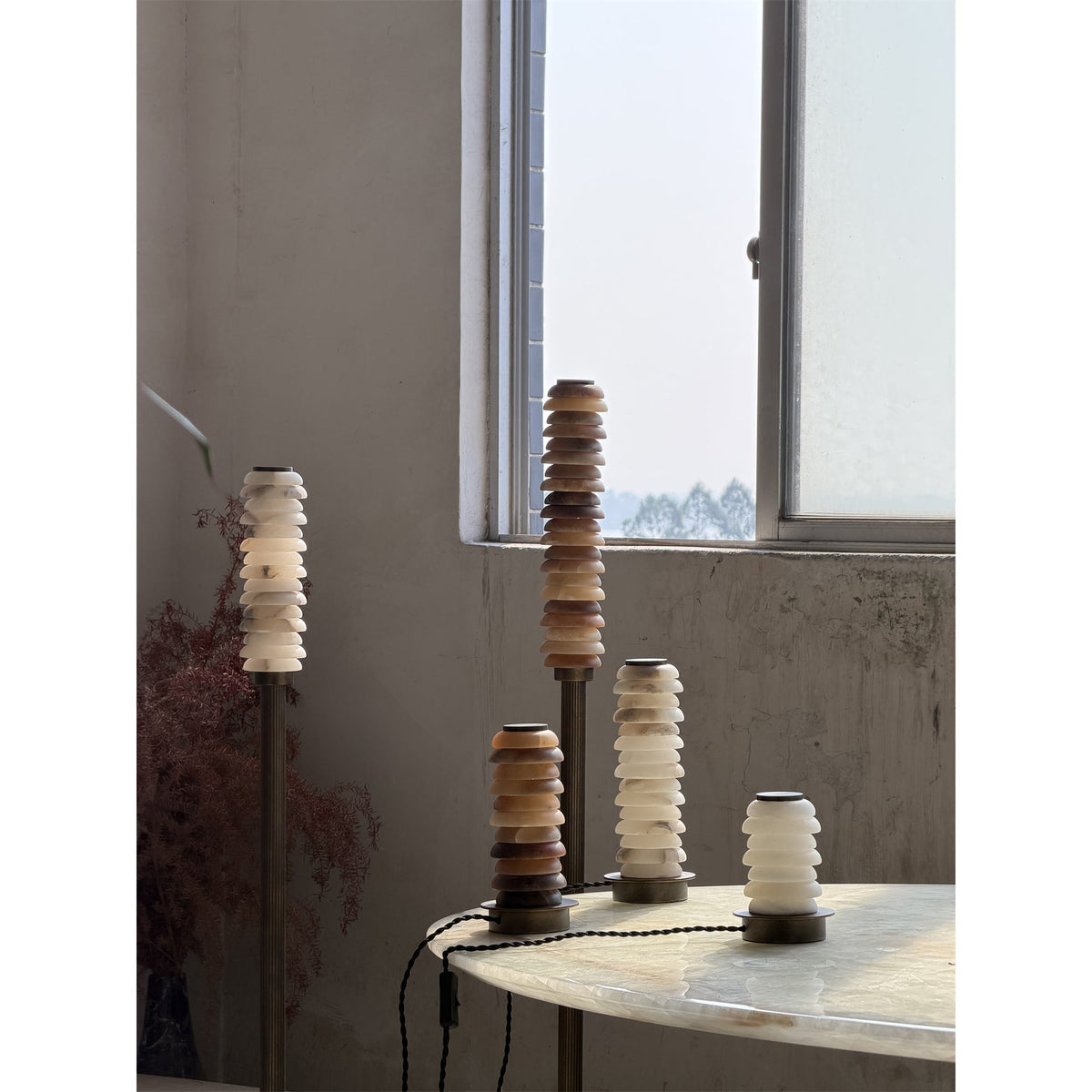 Eiroiella Alabaster zewnętrzna lampa stojąca