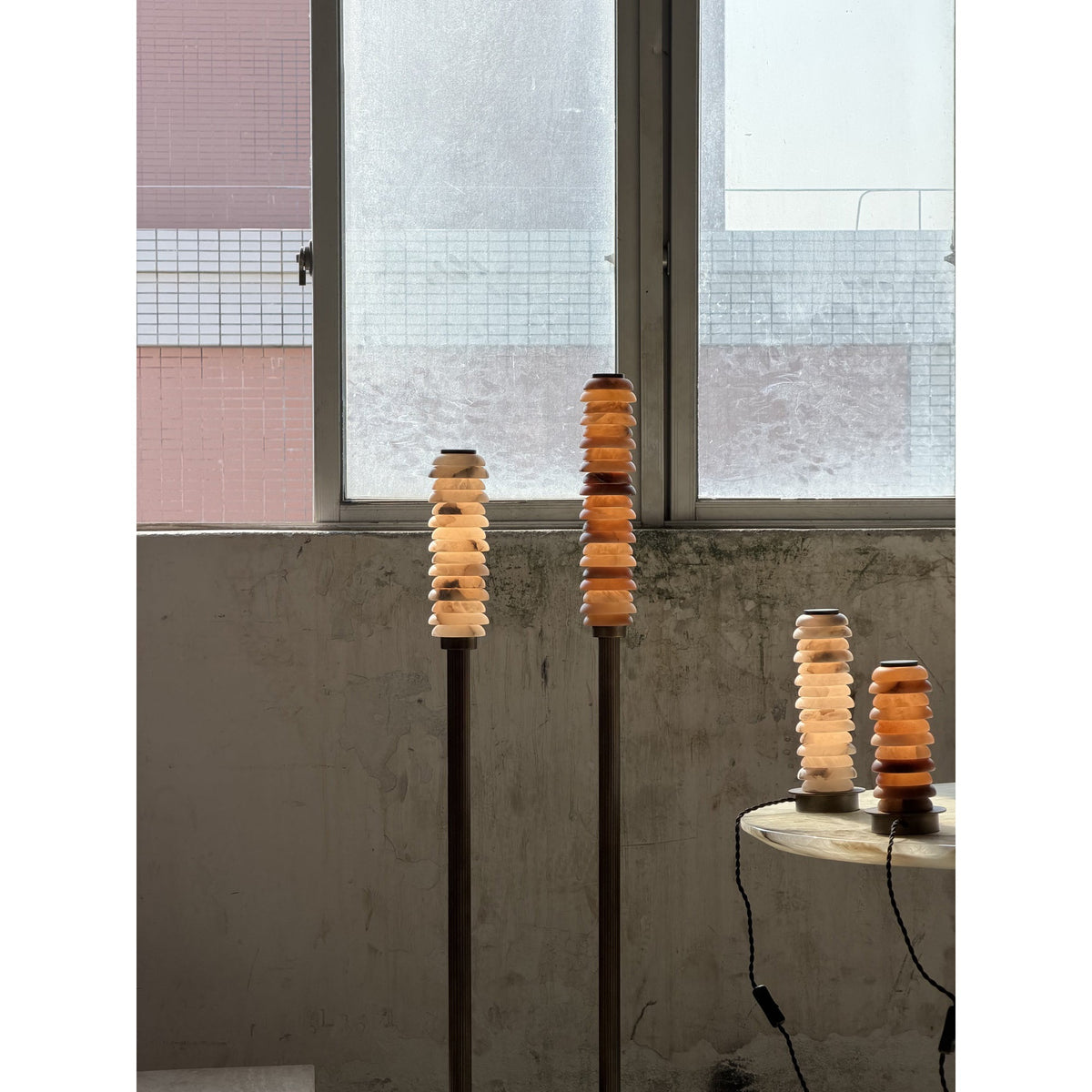 Eiroiella Alabaster zewnętrzna lampa stojąca