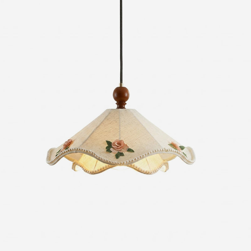Oreleria lampa wisząca z płócienną ochronką w kremie z haftowanymi różami