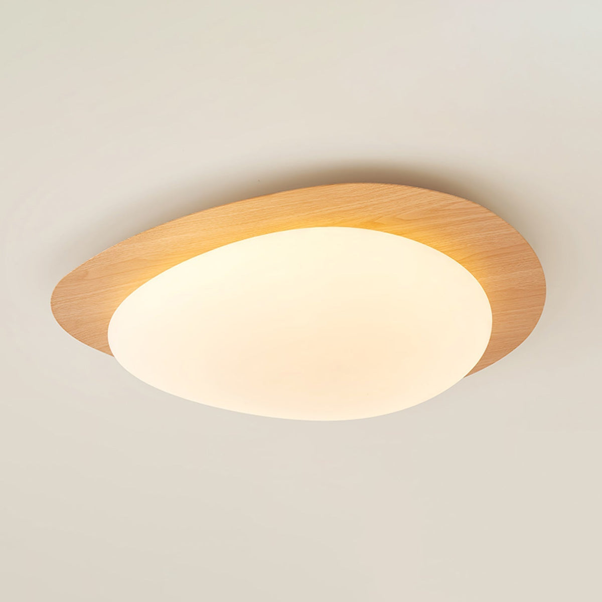 Sylenia lampa sufitowa Pebble orzechowe drewno akryl LED