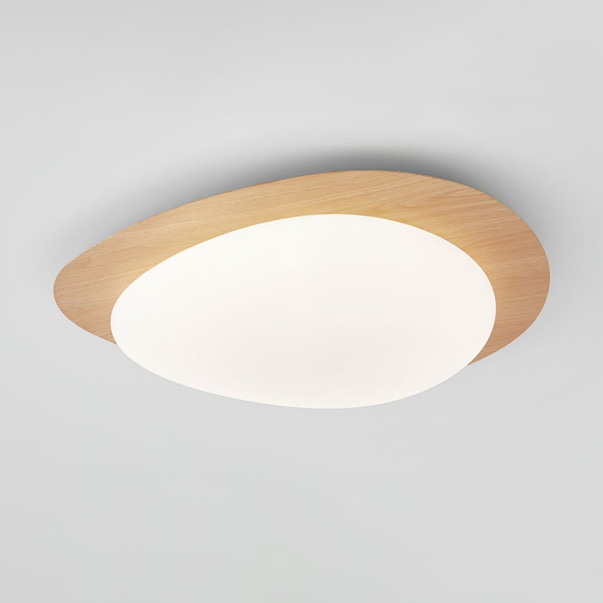 Sylenia lampa sufitowa Pebble orzechowe drewno akryl LED
