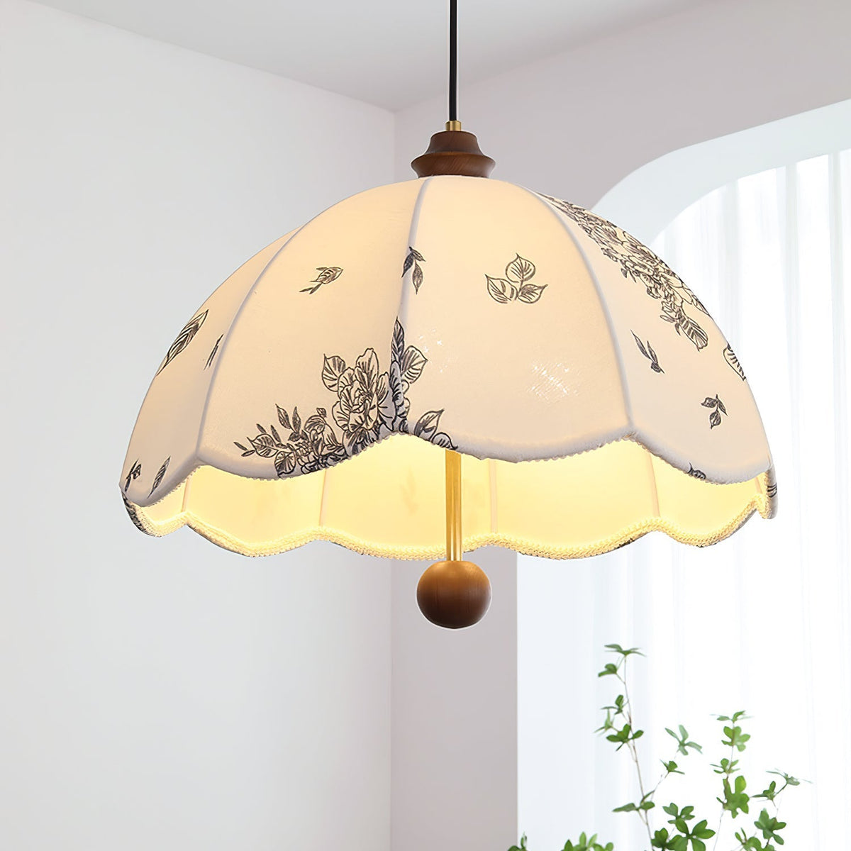 Vevenir Petal Whisper drewniana lampa wisząca ze szkła i płótna
