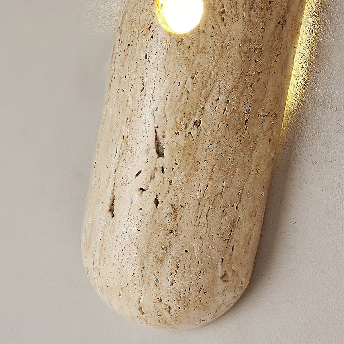 Olnorila kinkiet w stylu Travertine