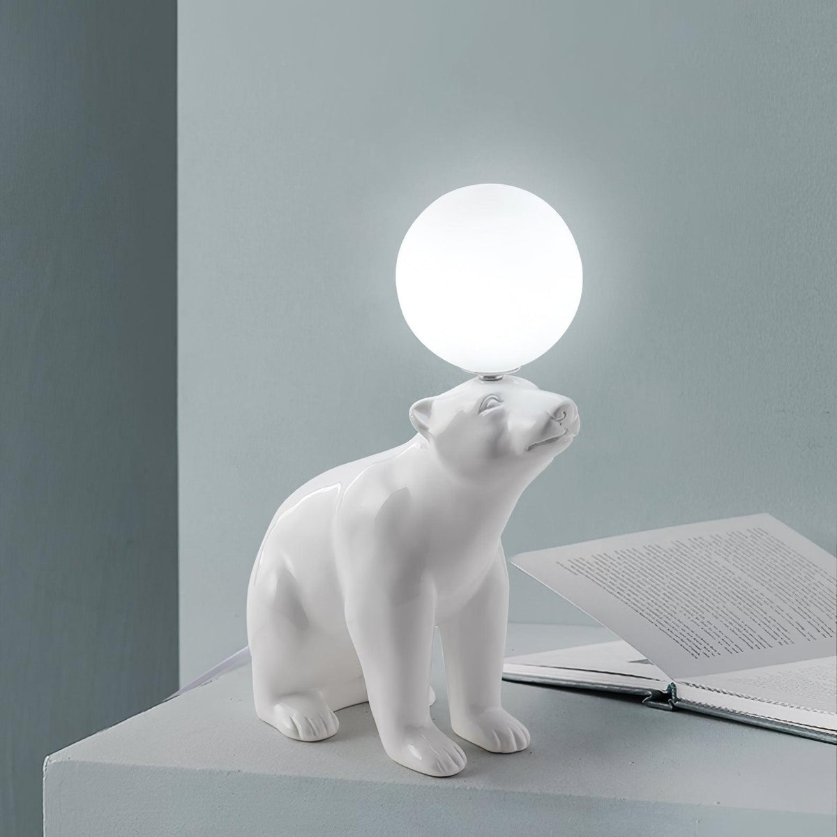 Bellano kapryśna lampa stołowa ze żywicy