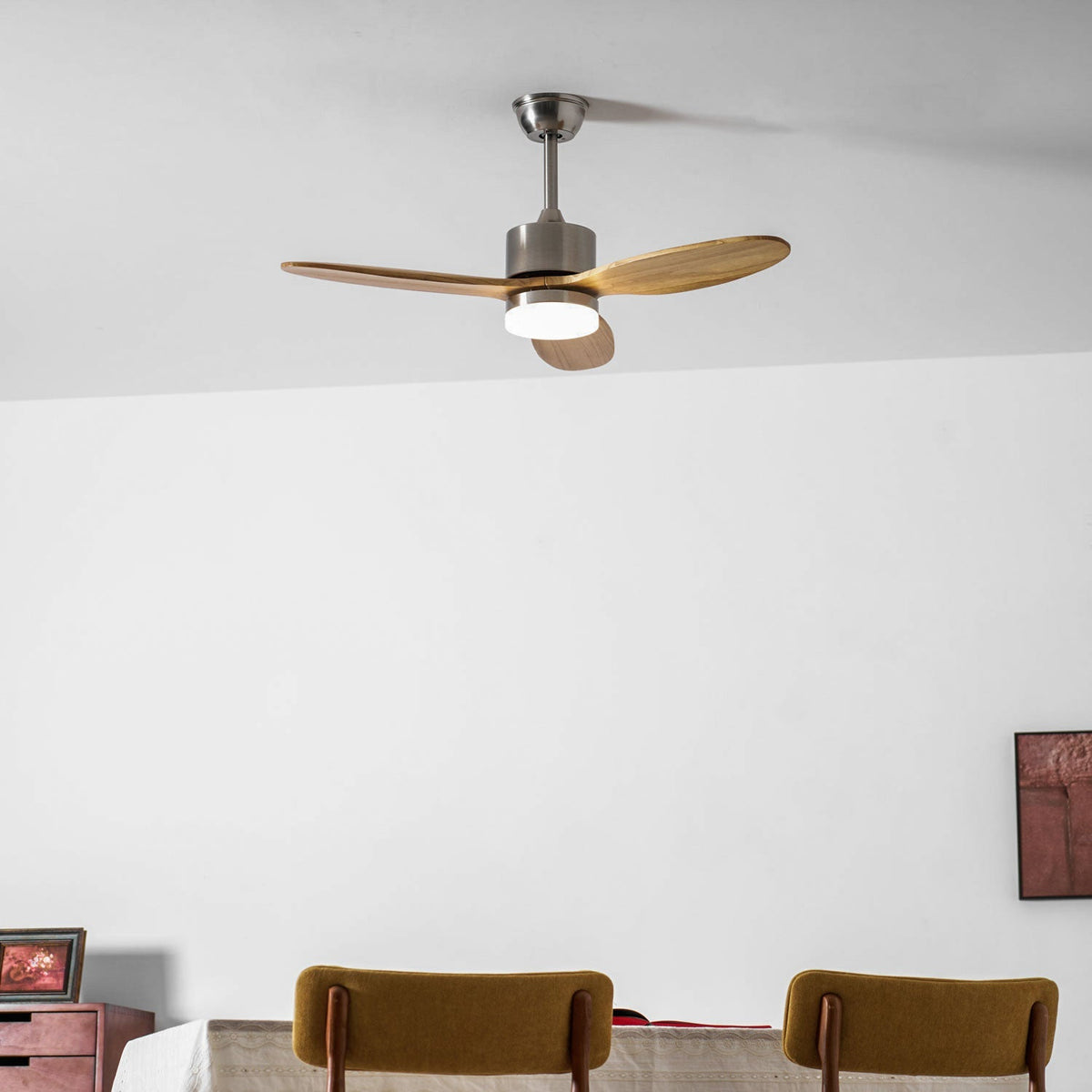 HushGlow lampa sufitowa z wentylatorem