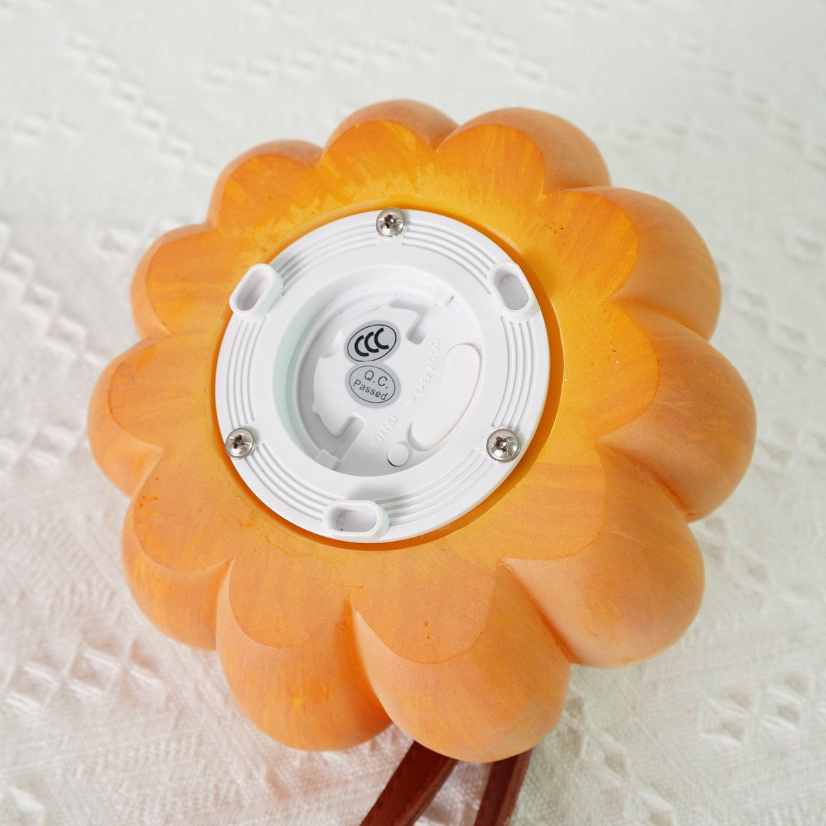 Norireria nowoczesna lampa stołowa