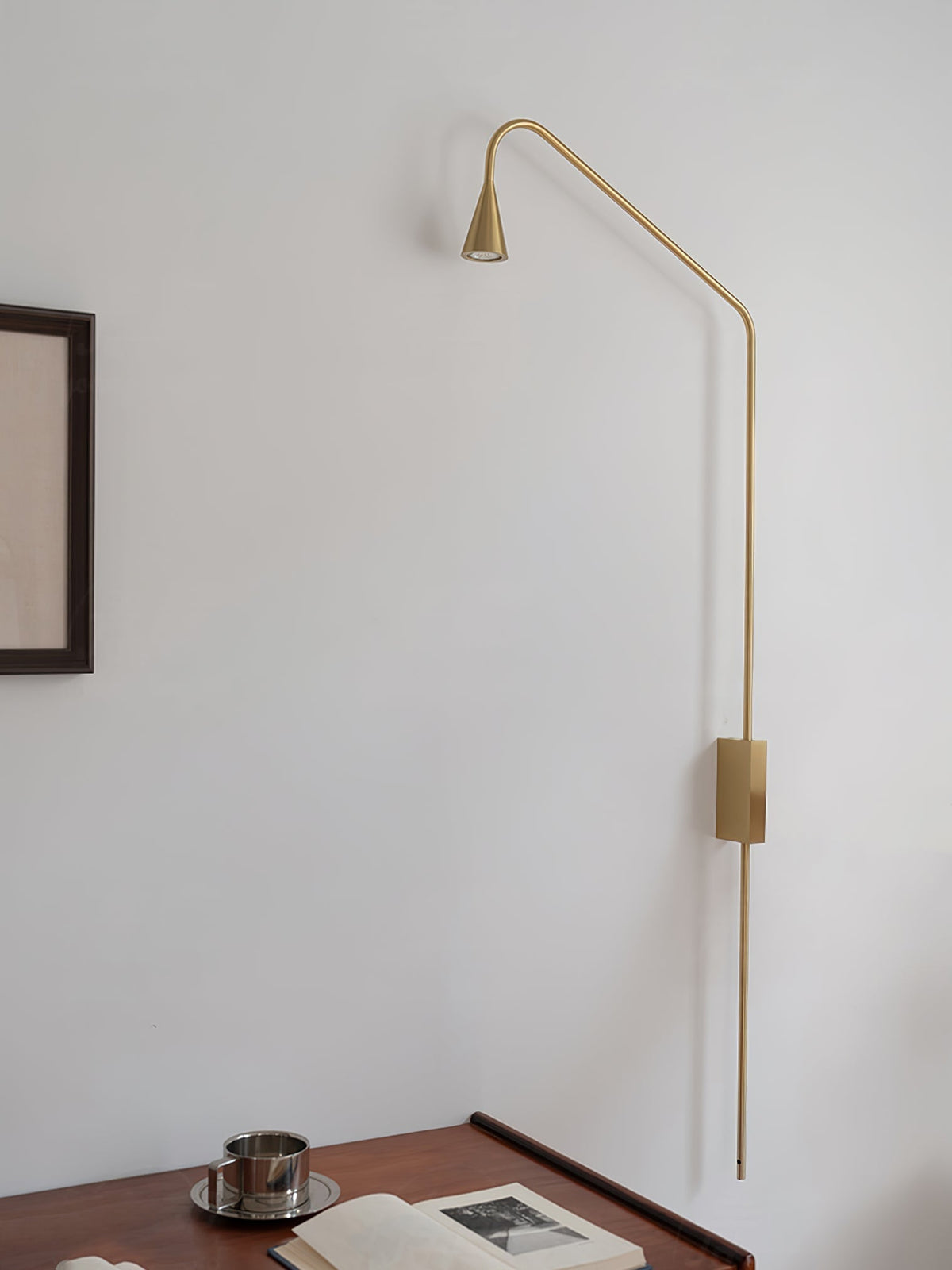 Vesolel nowoczesny kinkiet minimalistyczny