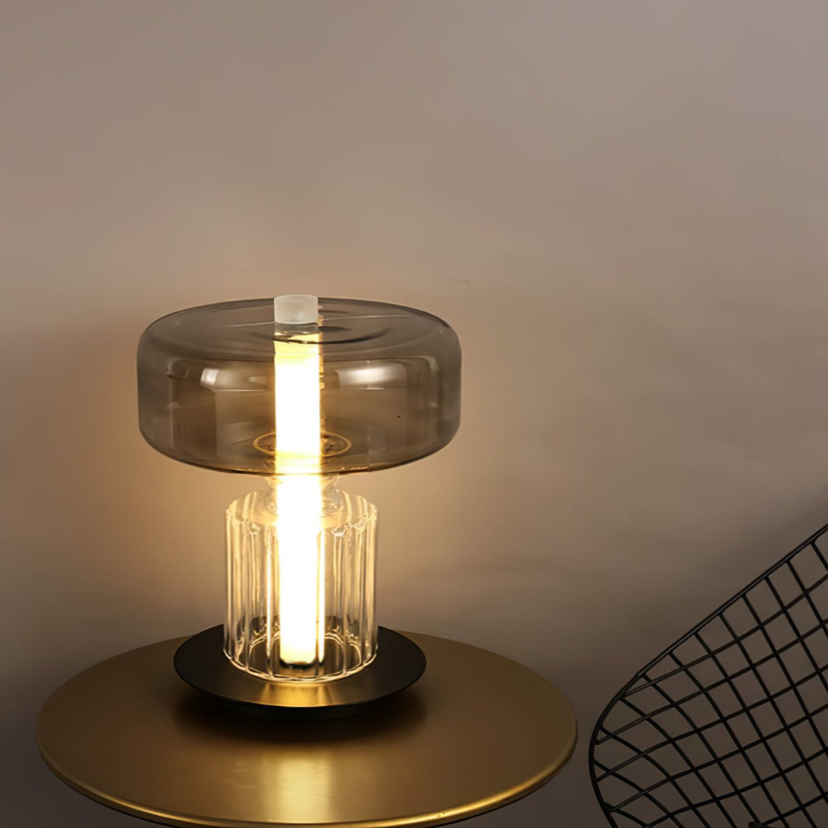 Svora nowoczesna lampa stołowa ze szkła