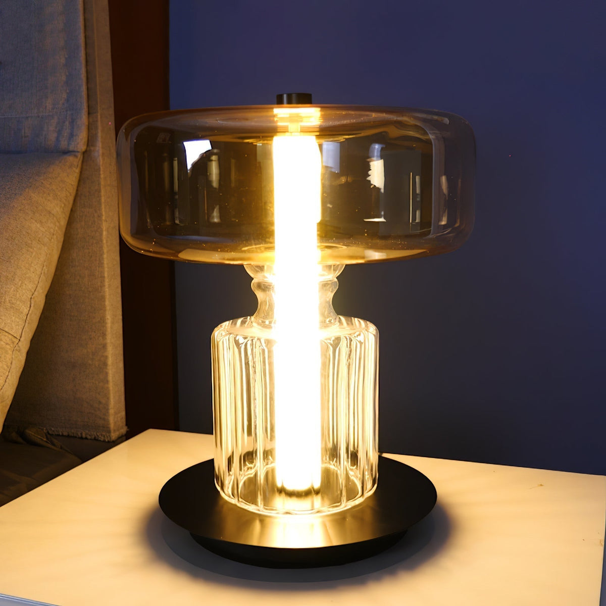 Svora nowoczesna lampa stołowa ze szkła