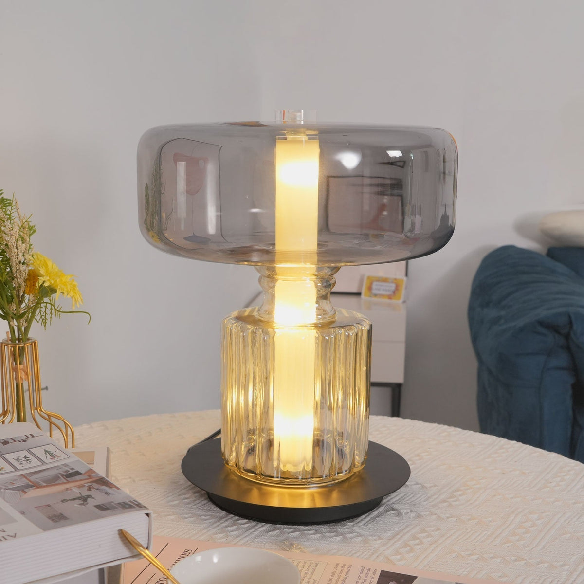 Svora nowoczesna lampa stołowa ze szkła