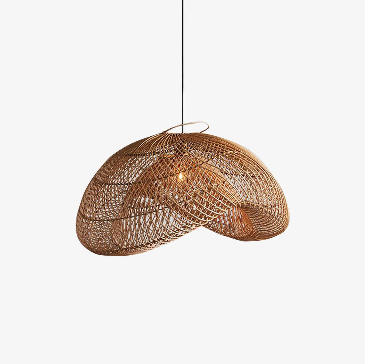 Juno rustykalna lampa wisząca z rattanu do salonu