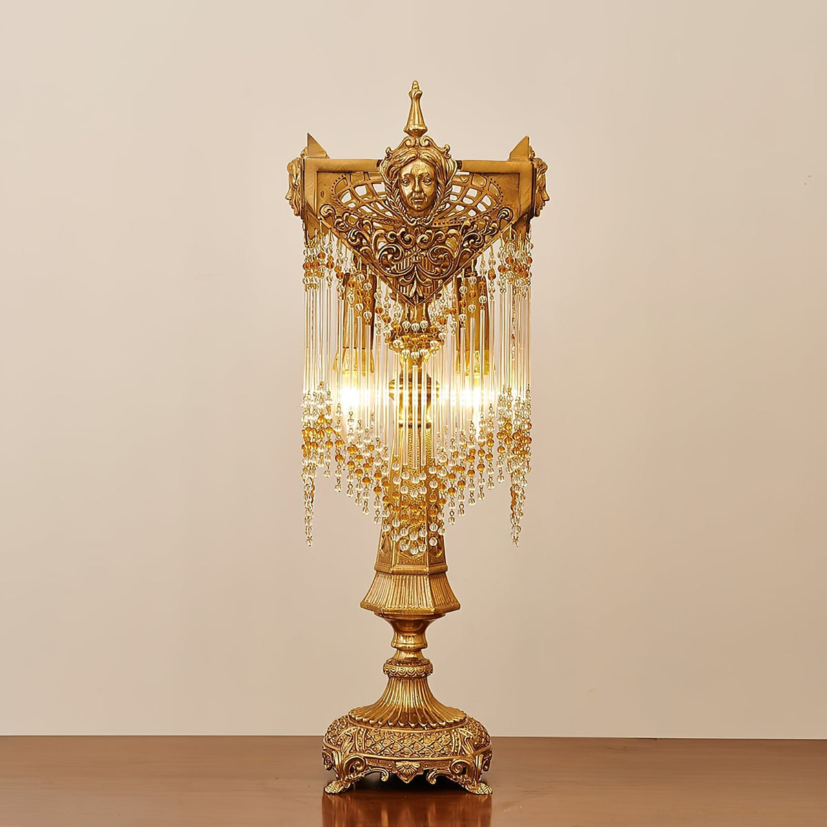 Lampa stołowa Valdorian z kryształem
