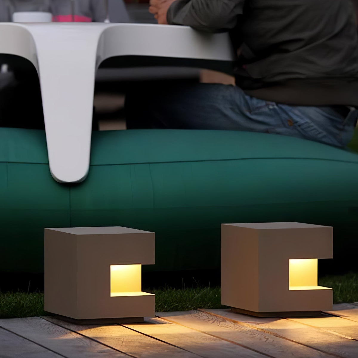 Aki nowoczesna zewnętrzna lampa wisząca z akrylu